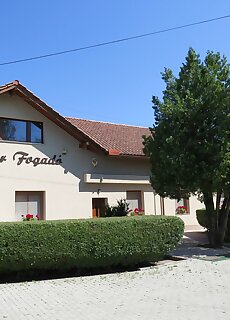 Pasztor Fogado Es Apartman Martfu