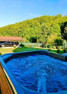 Relax Wellness Apartman Paradsasvar