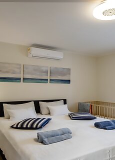Viola Family Apartman Pecs