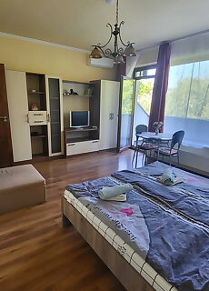 Bastya Apartman Sarvar