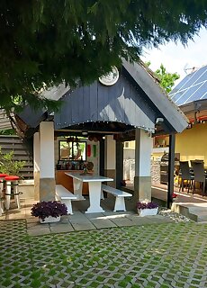Aniko Apartman Szigligeti
