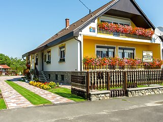 Varga Vendeghaz Bükfürdő szállás