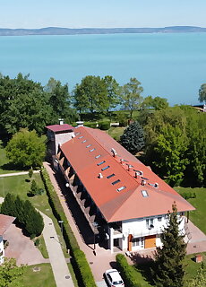 Waterfront Apartmanok Zamardi