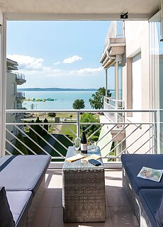 Lakeside Family Apartment Siofok
