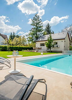 Lime Weekendhouse Balatonakarattya