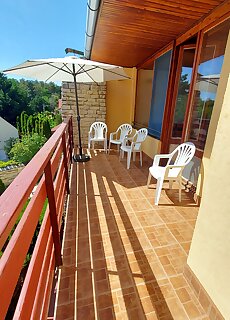 Fenyves Villa Balatonakarattya