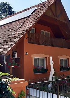 Vardomb Nyaralohaz Balatonboglar