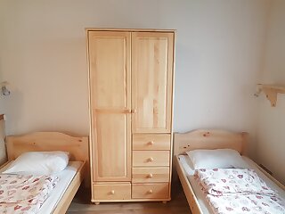 Szent Borbala Vendeghaz Ii. Ersekvadkert szállás