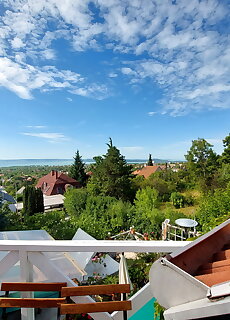 A Felkelo Nap Haza Balatonfured