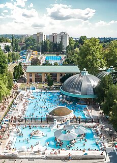 Bor Furdo Var Villa Eger