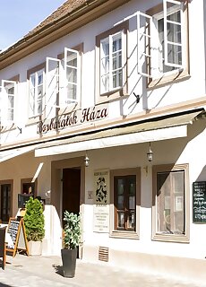 Borbaratok Haza Gyor