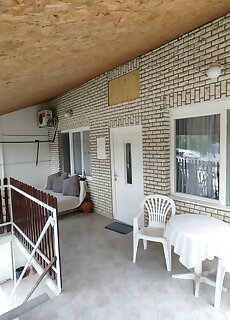 Sarga 311 Udulohaz Szeged