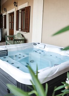 Szarvas Apartman Jakuzzis Vendeghaz Many
