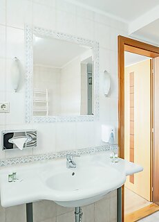 Holiday Beach Budapest Wellness Sauna Park Hotel
