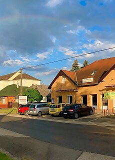 Csata Vendeglo Es Panzio Isaszeg