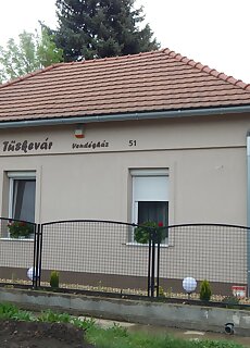 Tuskevar Vendeghaz 51 Abadszalok