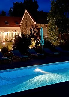 Kali Kutyu Vendeghaz Balatonhenye