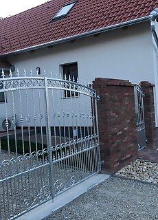 Fazekas Vendeghaz Balatonkeresztur
