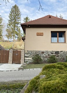 Pilis Lelke Vendeghaz Esztergom