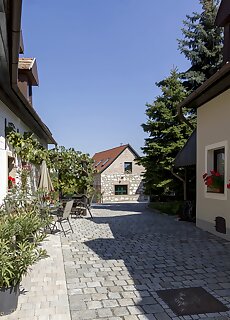 Varfal Vendeghaz Fertorakos