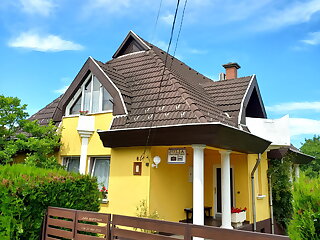 Julia Vendeghaz Sarospatak szállás