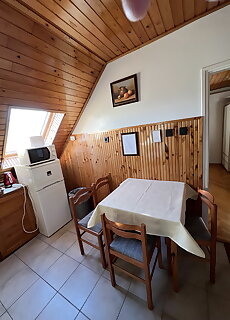 Leander Vendeghaz Keszthely