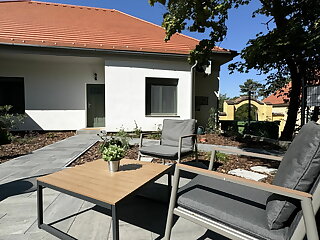 Kastelykert Vendeghaz Tata szállás