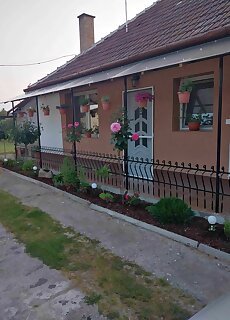 Sarolta Vendeghaz Olaszliszka