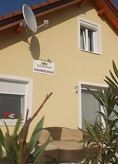 Korona Vendeghaz Sumeg