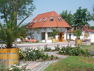 Piknik Park Szabadido Kozpont Mezobereny szállás