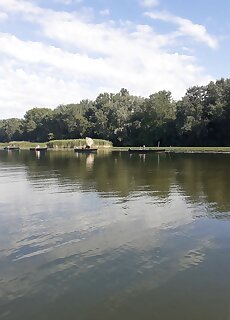 Bugan Vendeghaz Tiszafured