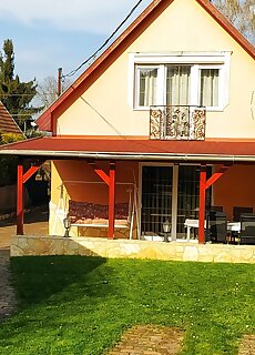 Hollo Vendeghaz Tokaj