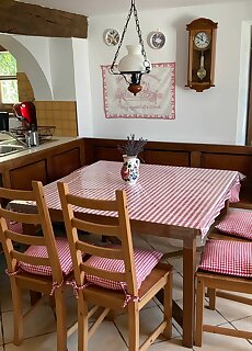 Vendi Kucko Vendeghaz Varoslod