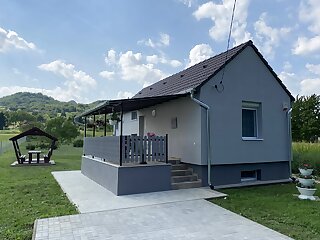 Andrea Apartman Celldomolk szállás