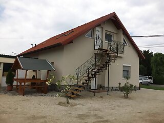 Baro Berg Apartman Kapuvar szállás