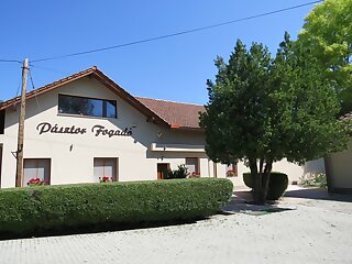 Pasztor Fogado Es Apartman Martfu szállás