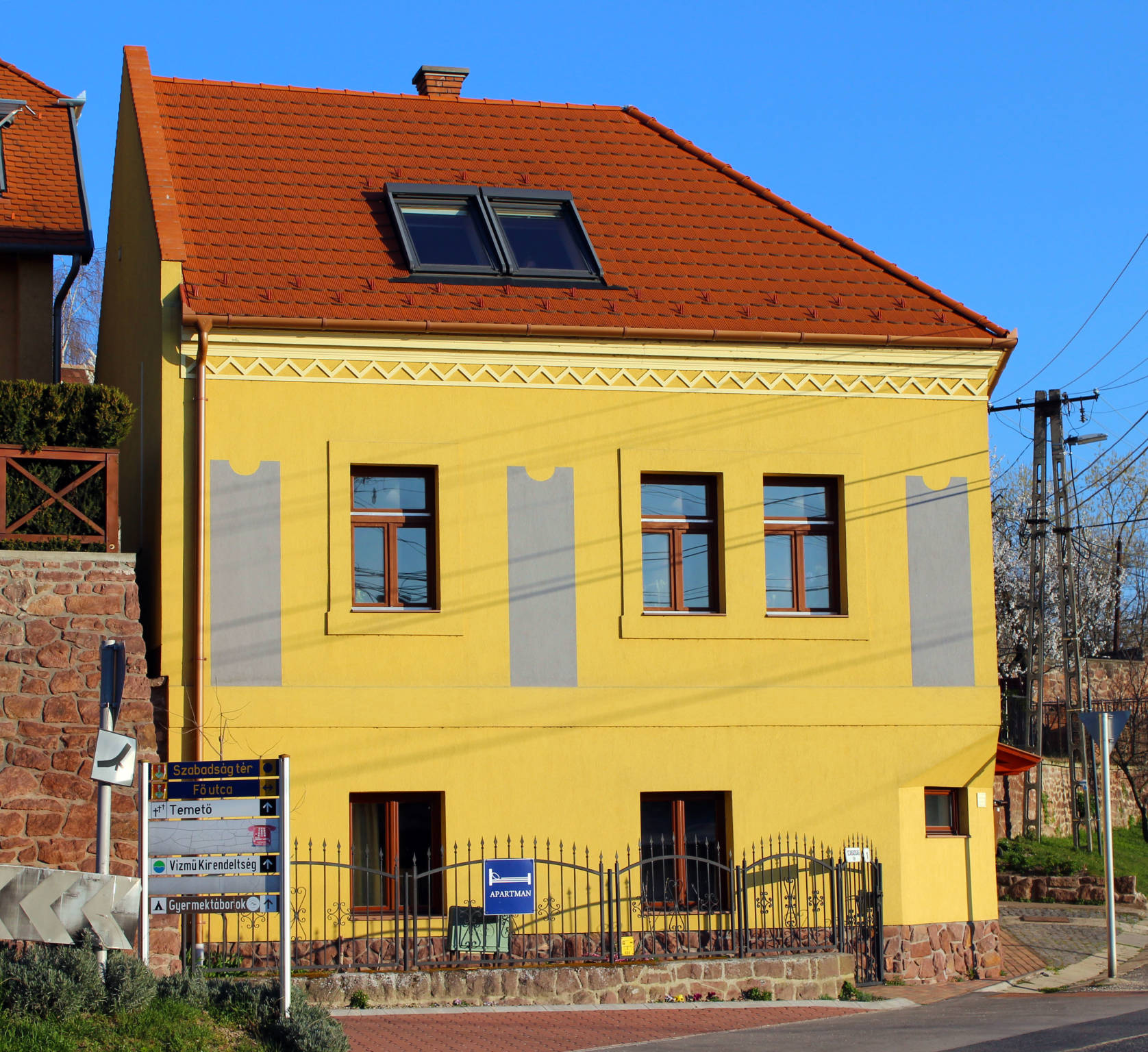 Vorosko Apartman Alsoors
