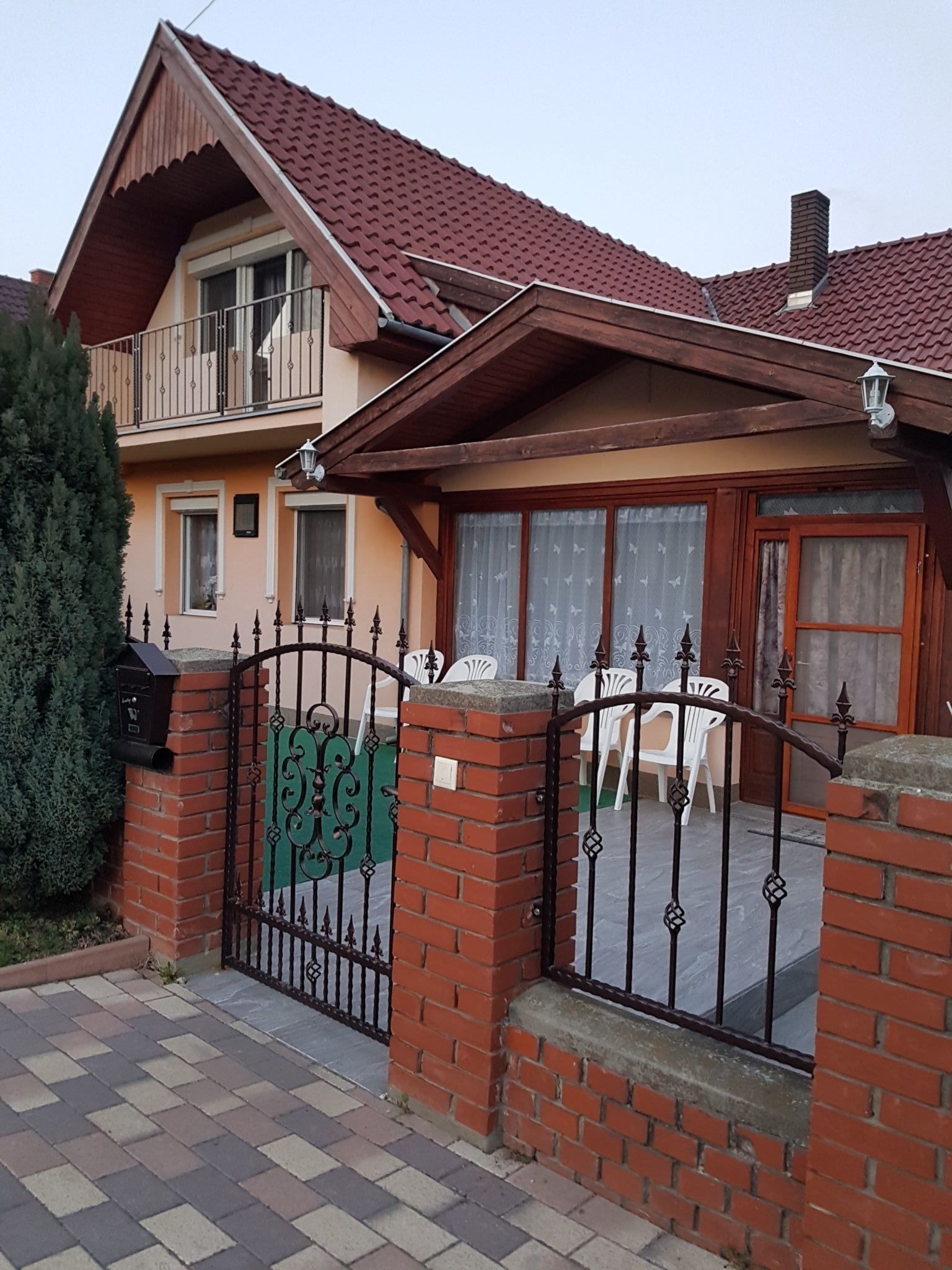 Tiffany Apartman Alsopahok
