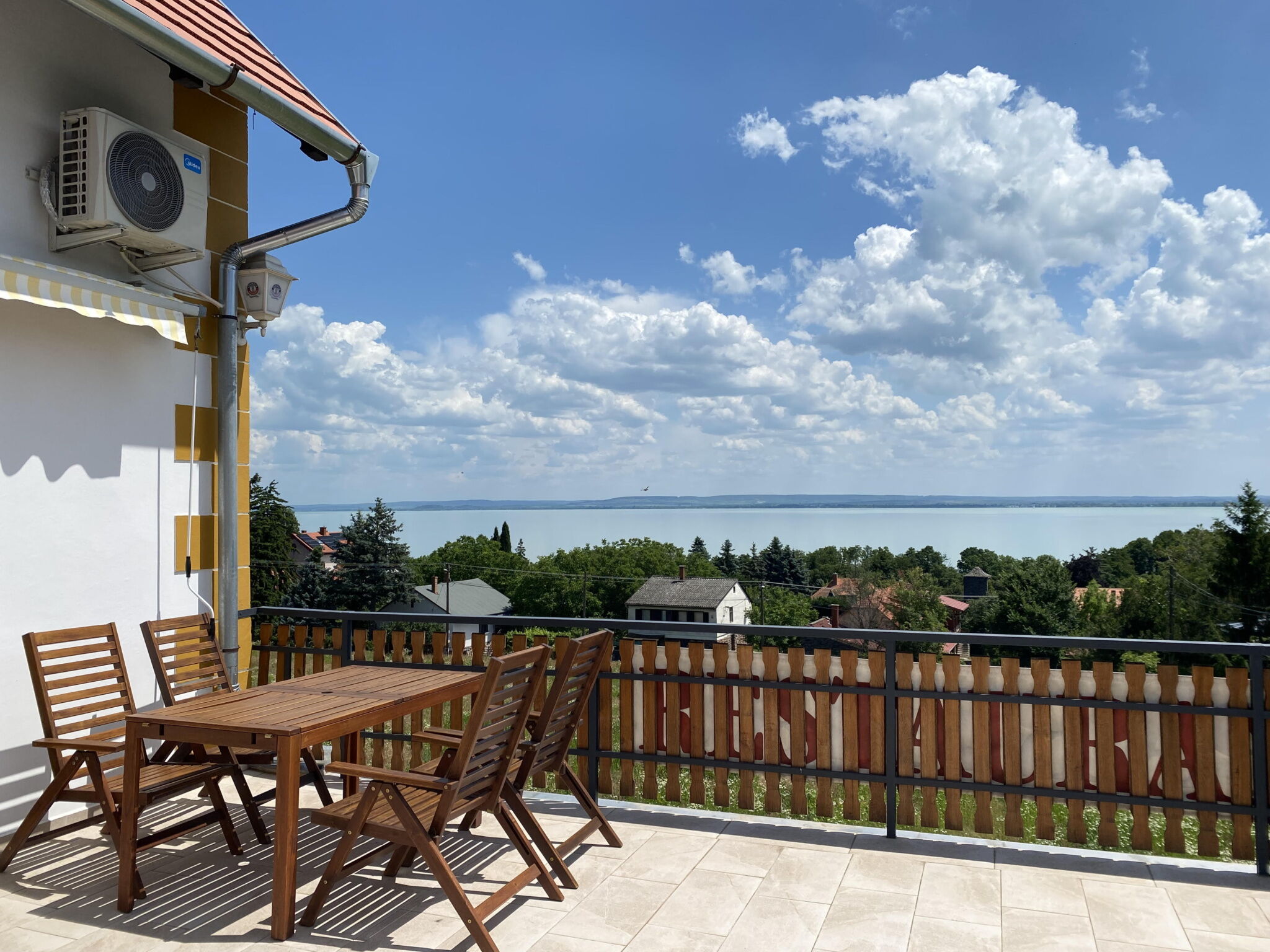 Georgina Panoramas Apartman Bacchus Badacsony