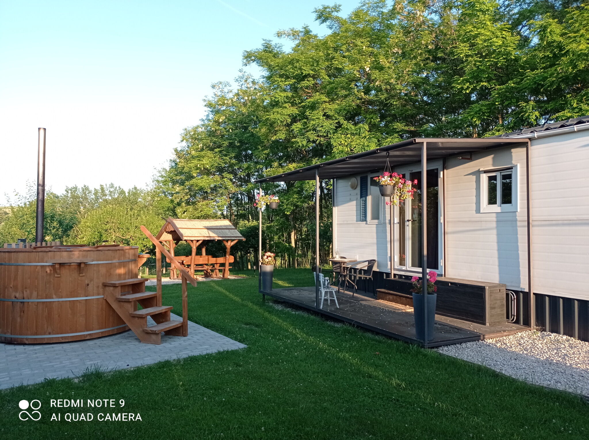 Akacfa Apartman Mobilhaz Bakonynana