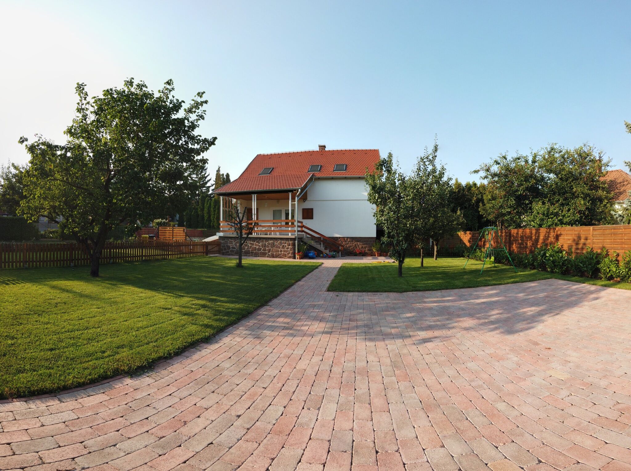 Sirocco Csaladi Apartman Balatonalmadi