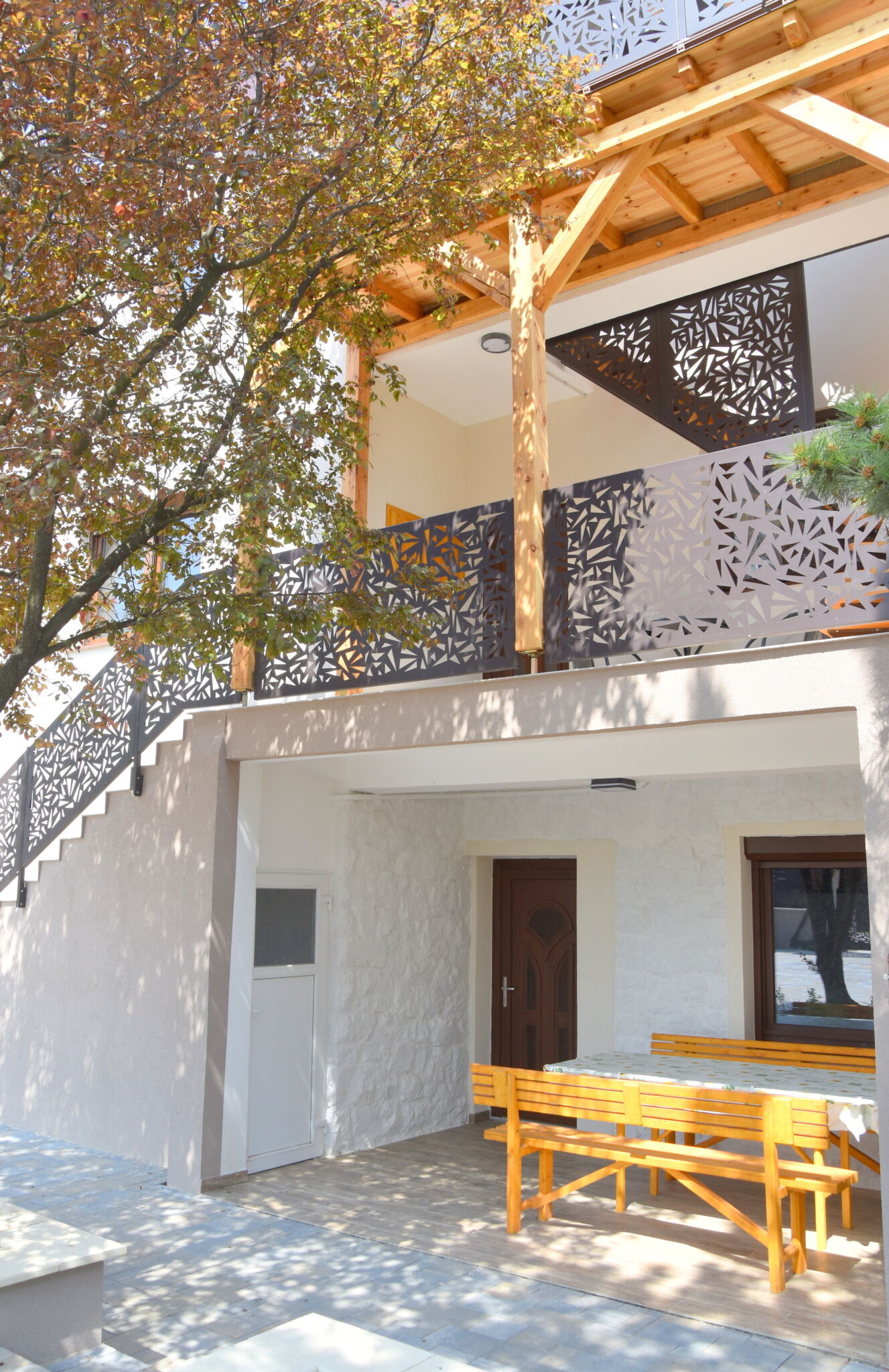 Vorosko Apartmanhaz Balatonalmadi