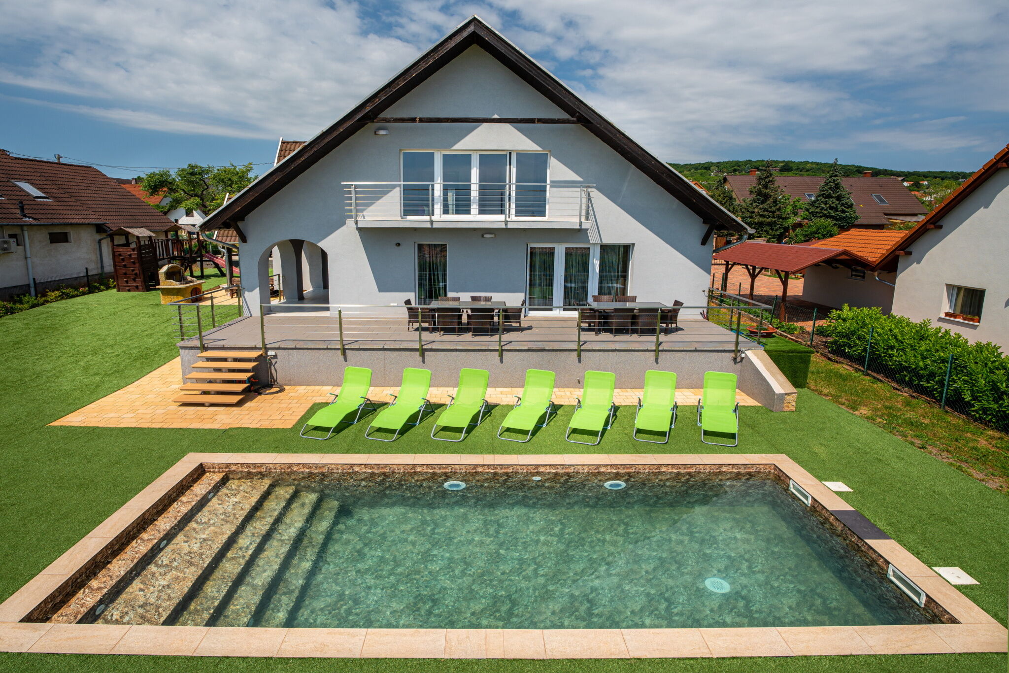 Aranyeso Apartmanhazak No.1 Balatonalmadi