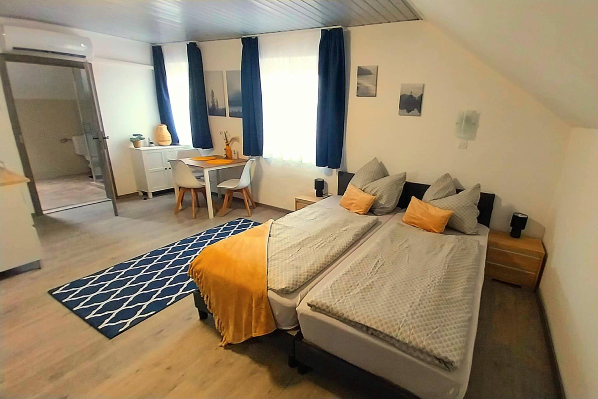 Oazis Apartmanhaz Balatonalmadi