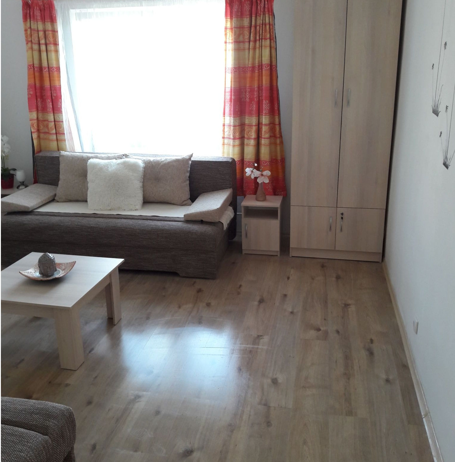 Napfeny Apartmanhaz Balatonbereny