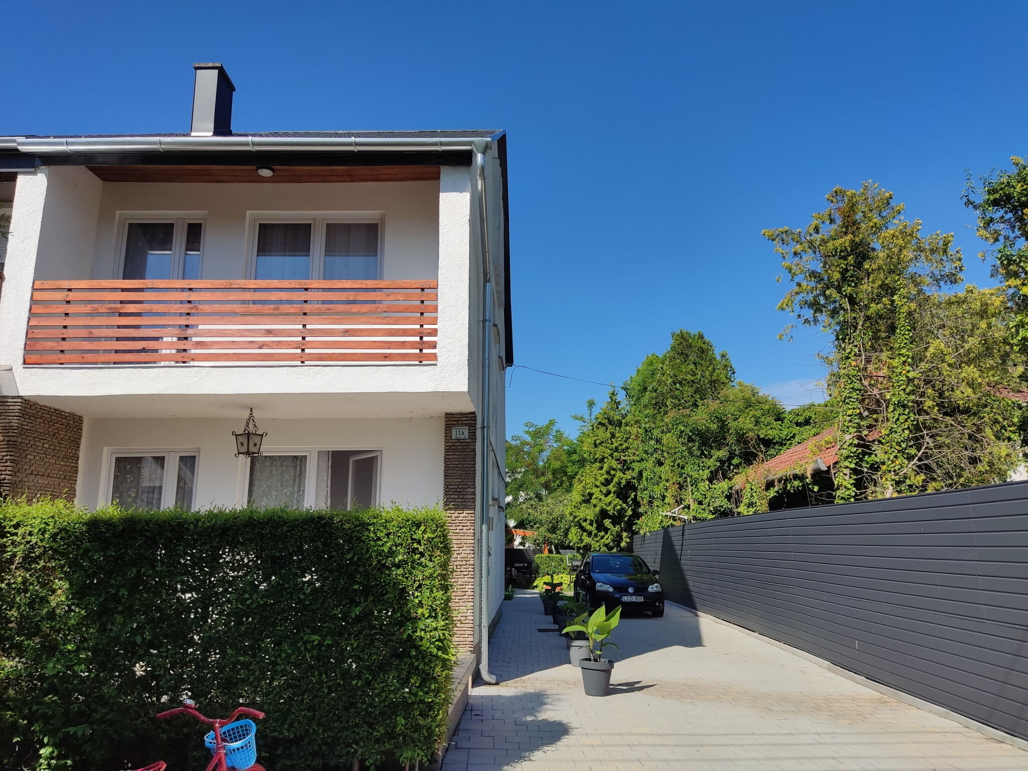 Liliomhaz Apartman Balatonboglar