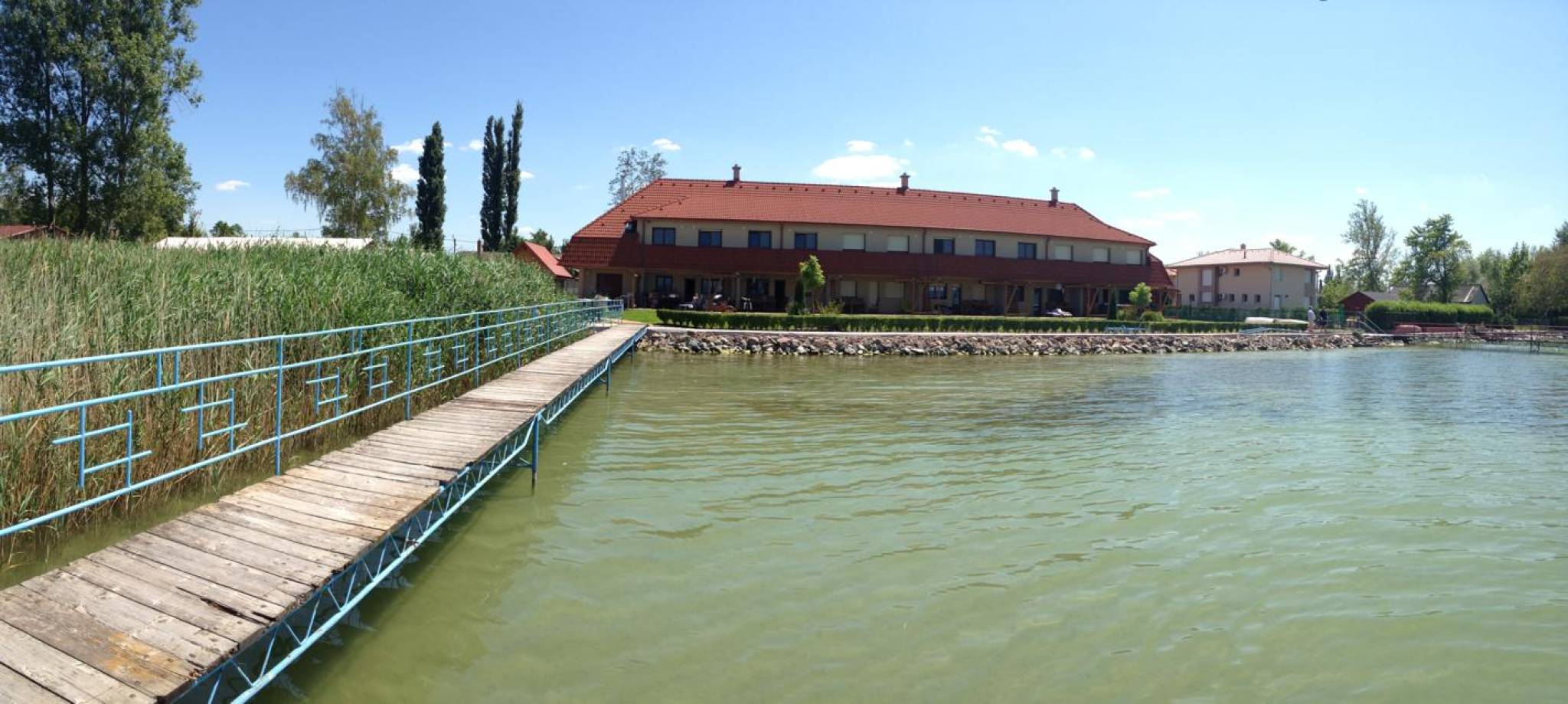 Harsas Apartmanhaz Balatonboglar