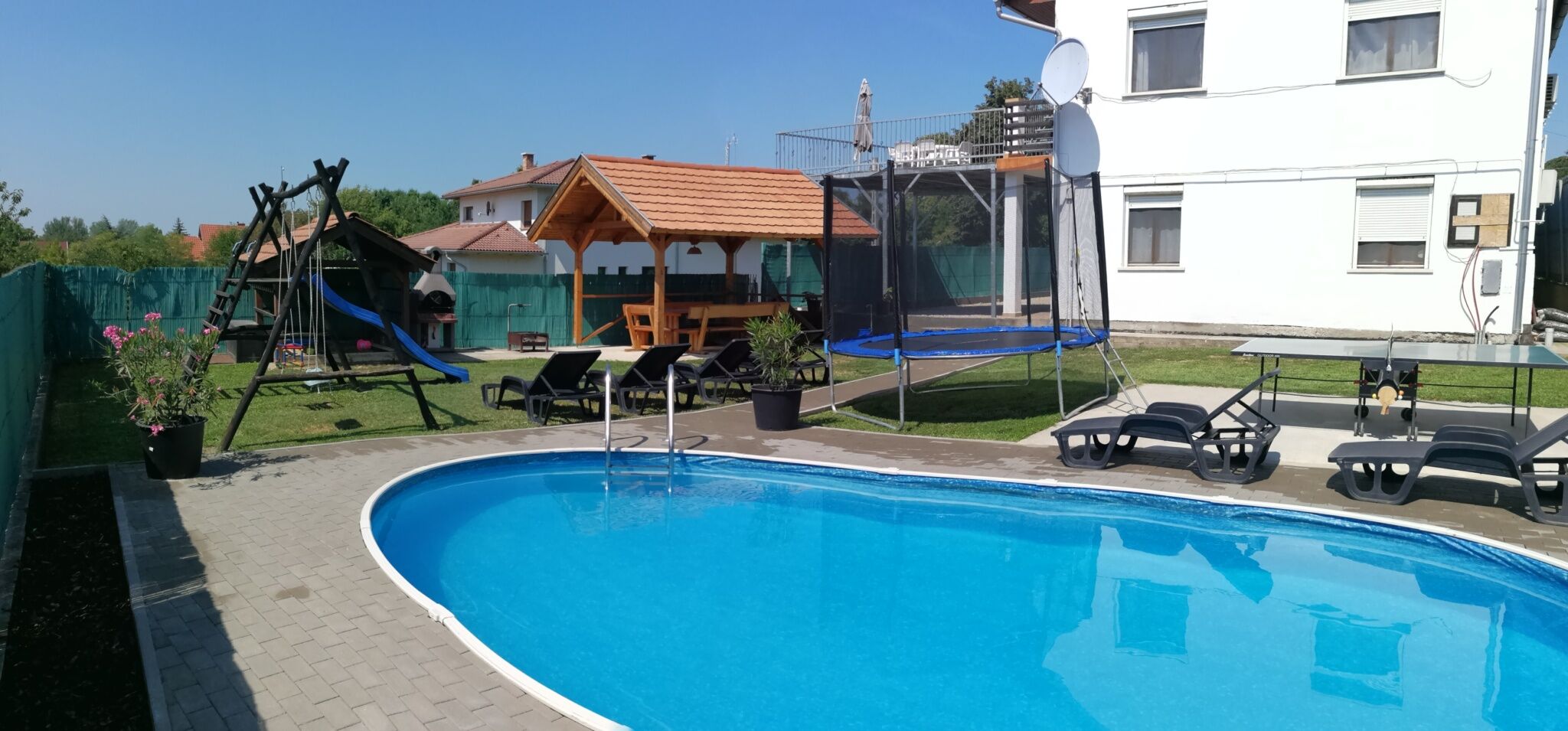 Beata Apartman Balatonboglar