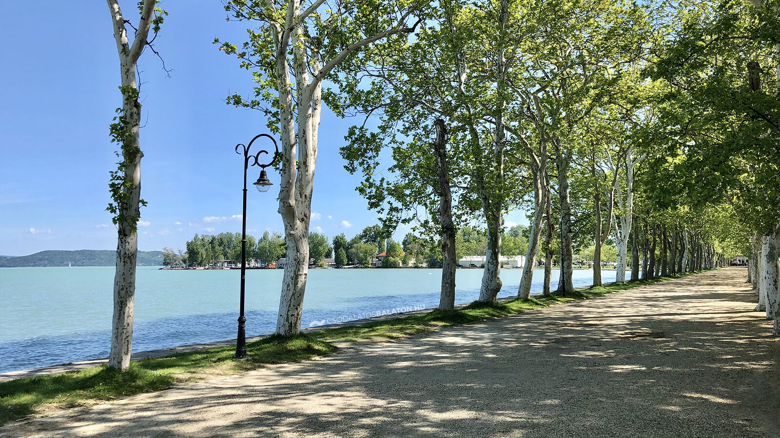 Csaladi Nyugalom Apartman Balatonfoldvar