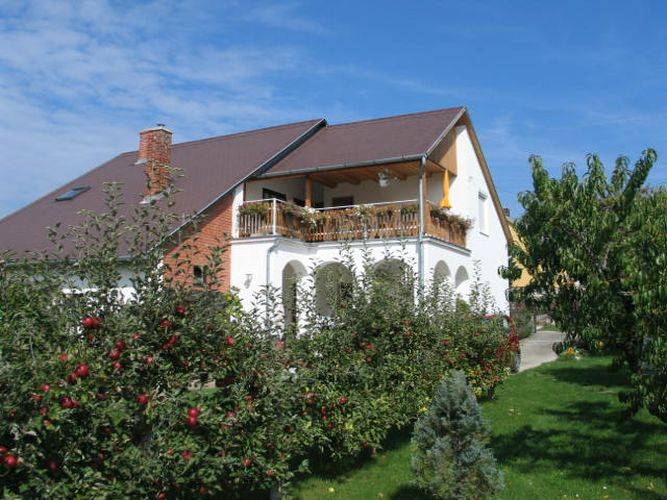 Bacchus Apartmanok Balatonfured